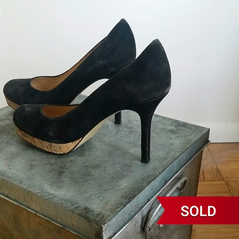SOLD!! Nine West suede and cork pumps